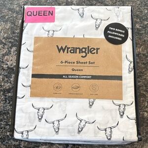 Wrangler Black and White Bull Skull Queen Sheet Set bnwt